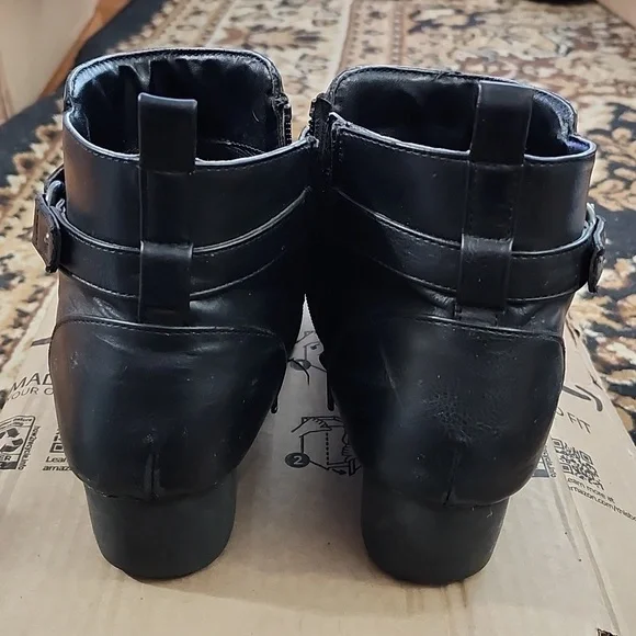 Place Big Girl's Faux Leather Heeled Boots; Size: 6Y, Color: Black - Picture 9 of 16